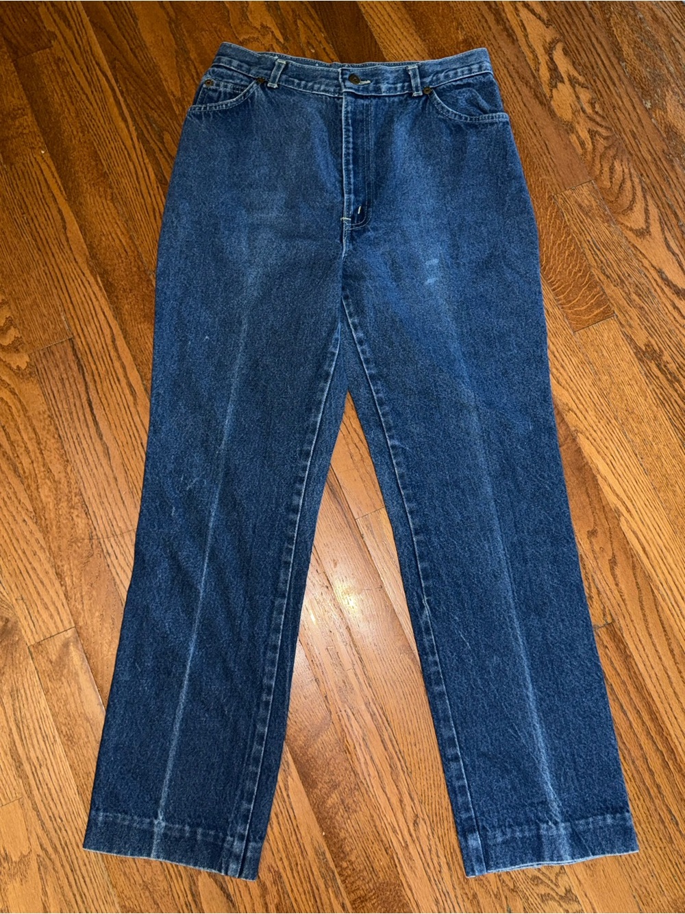 Vintage Chic Women's Straight Jeans in Dark Blue Denim